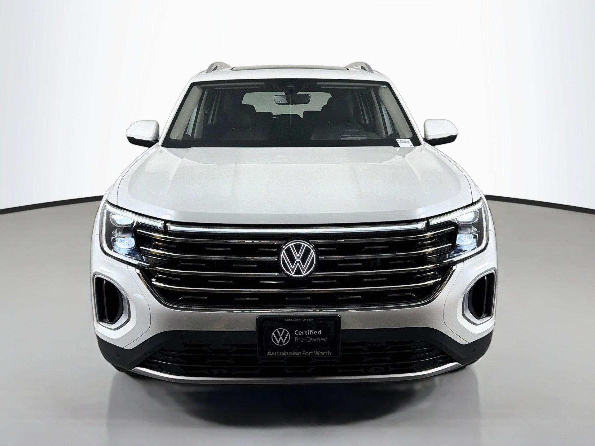 Certified Used 2025 White Volkswagen 2.0T SEL image 2