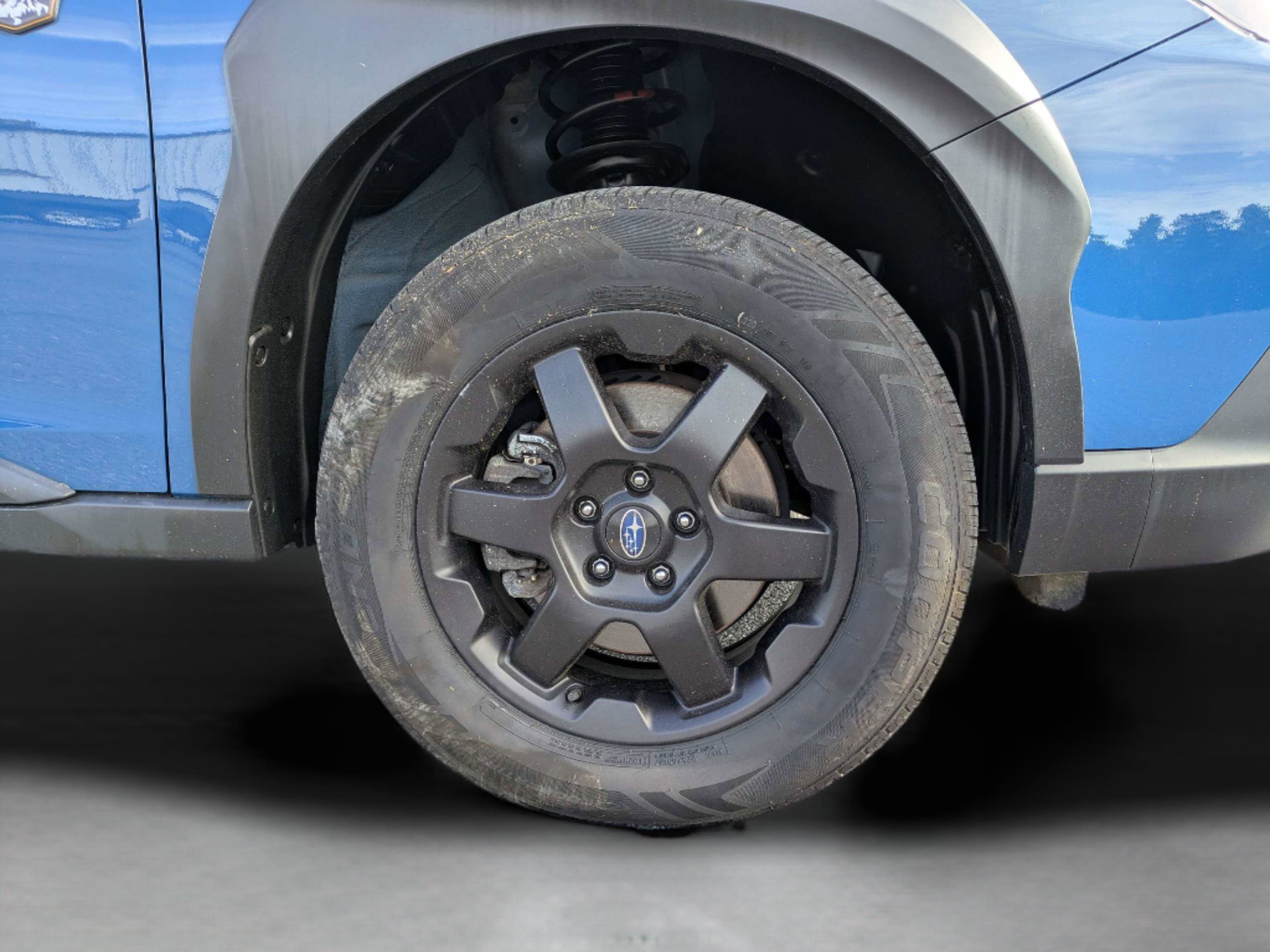 Used 2023 Geyser Blue Subaru Wilderness image 12