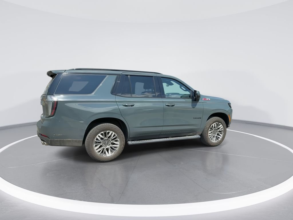 Used 2025 Gray Chevrolet Z71 image 8