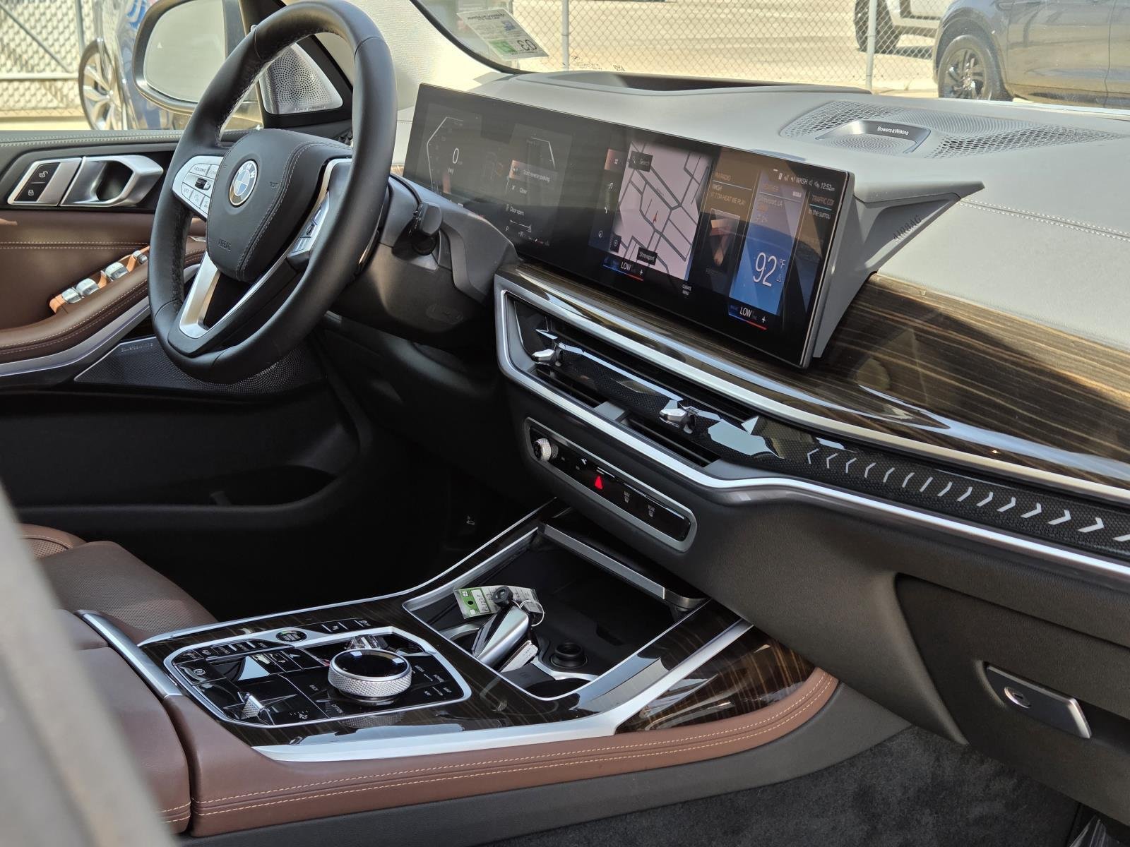 Used 2023 Black Sapphire Metallic BMW xDrive40i image 42