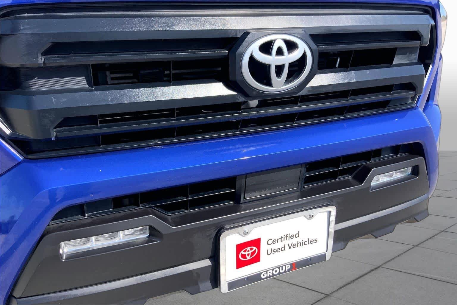 Certified Used 2025 Blue Crush Metallic Toyota SR5 image 29
