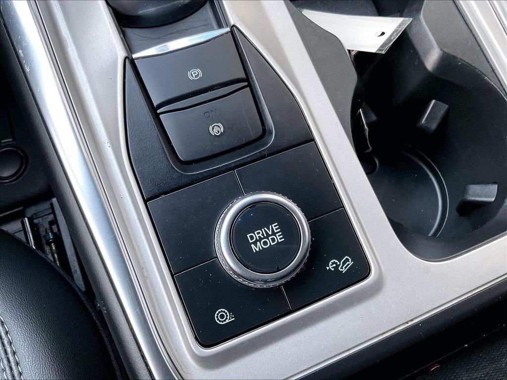 Used 2022 Black Ford XLT image 28