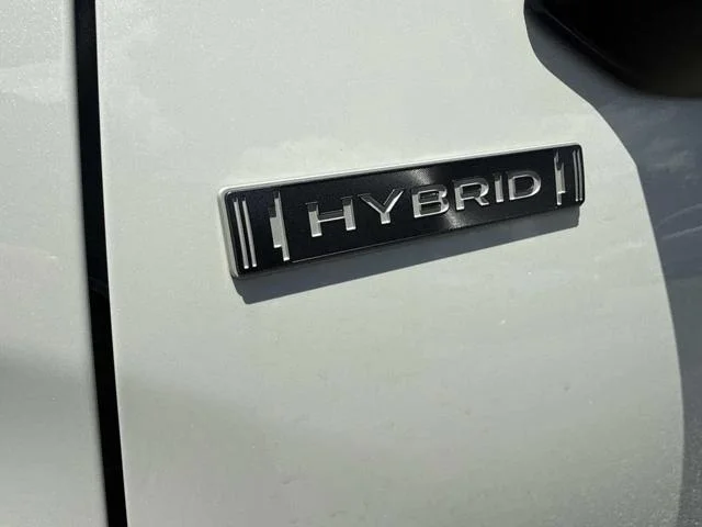 New 2026 CRYSTAL WHITE PEARL Subaru Limited Hybrid image 56