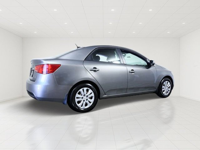 Used 2012 Silver Kia EX image 6