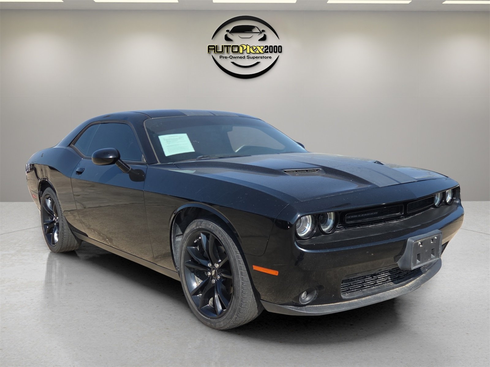 2017 Dodge Challenger SXT