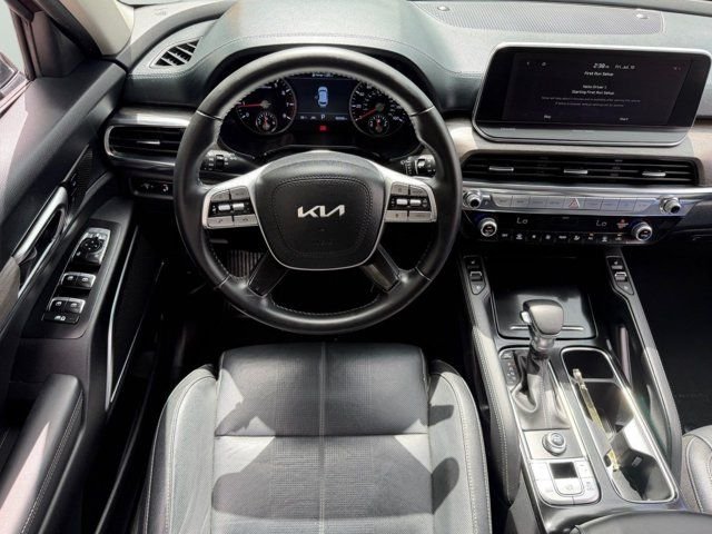 Certified Used 2022 Purple Kia SX image 22