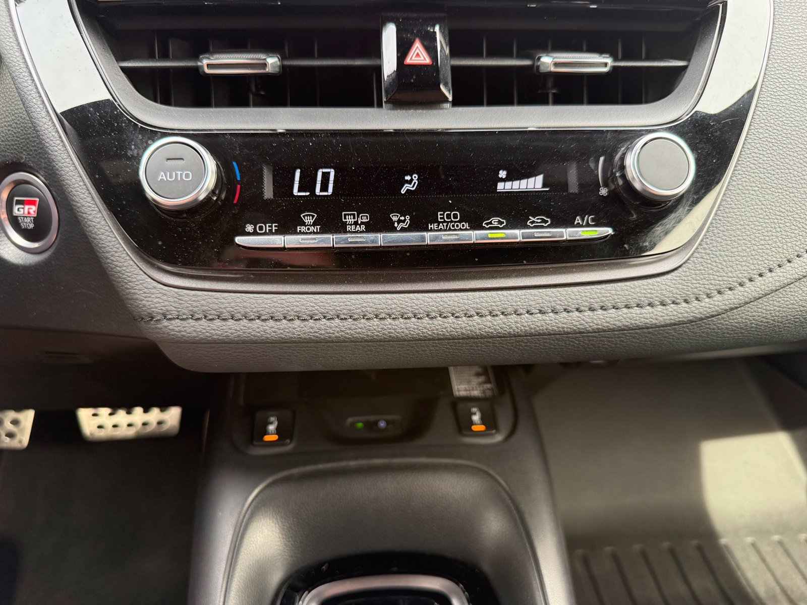 2024 Toyota GR Corolla Premium - Photo 28