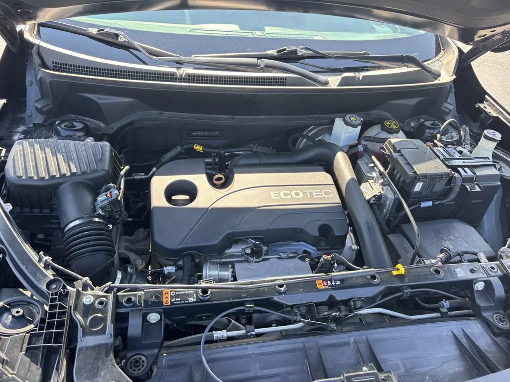 Used 2019 EBONY TWILIGHT METALLIC GMC SLE image 12