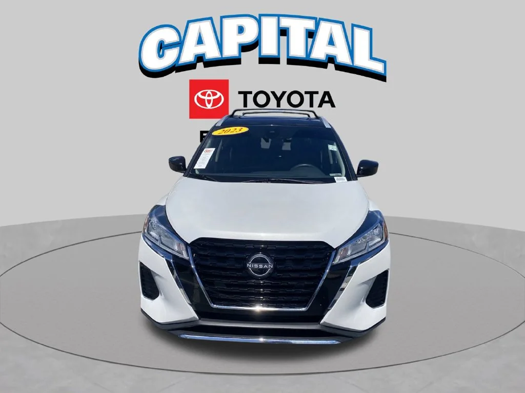 Used 2023 White Nissan SV image 19