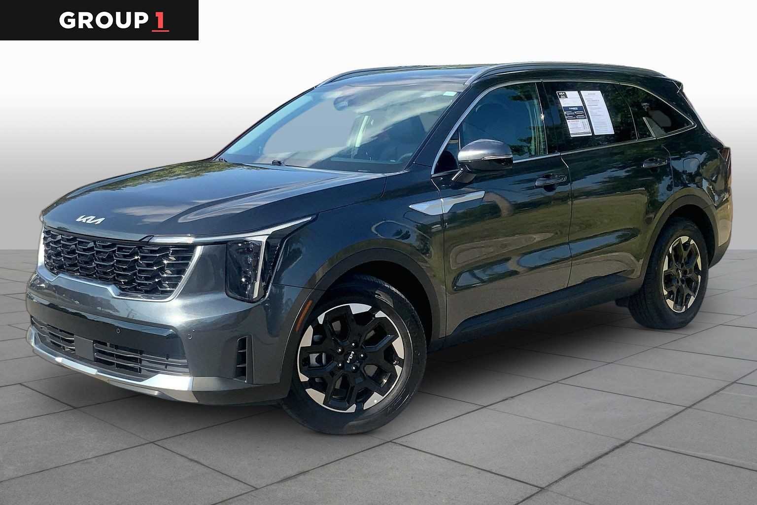 Certified Pre-Owned 2024 Kia Sorento S
