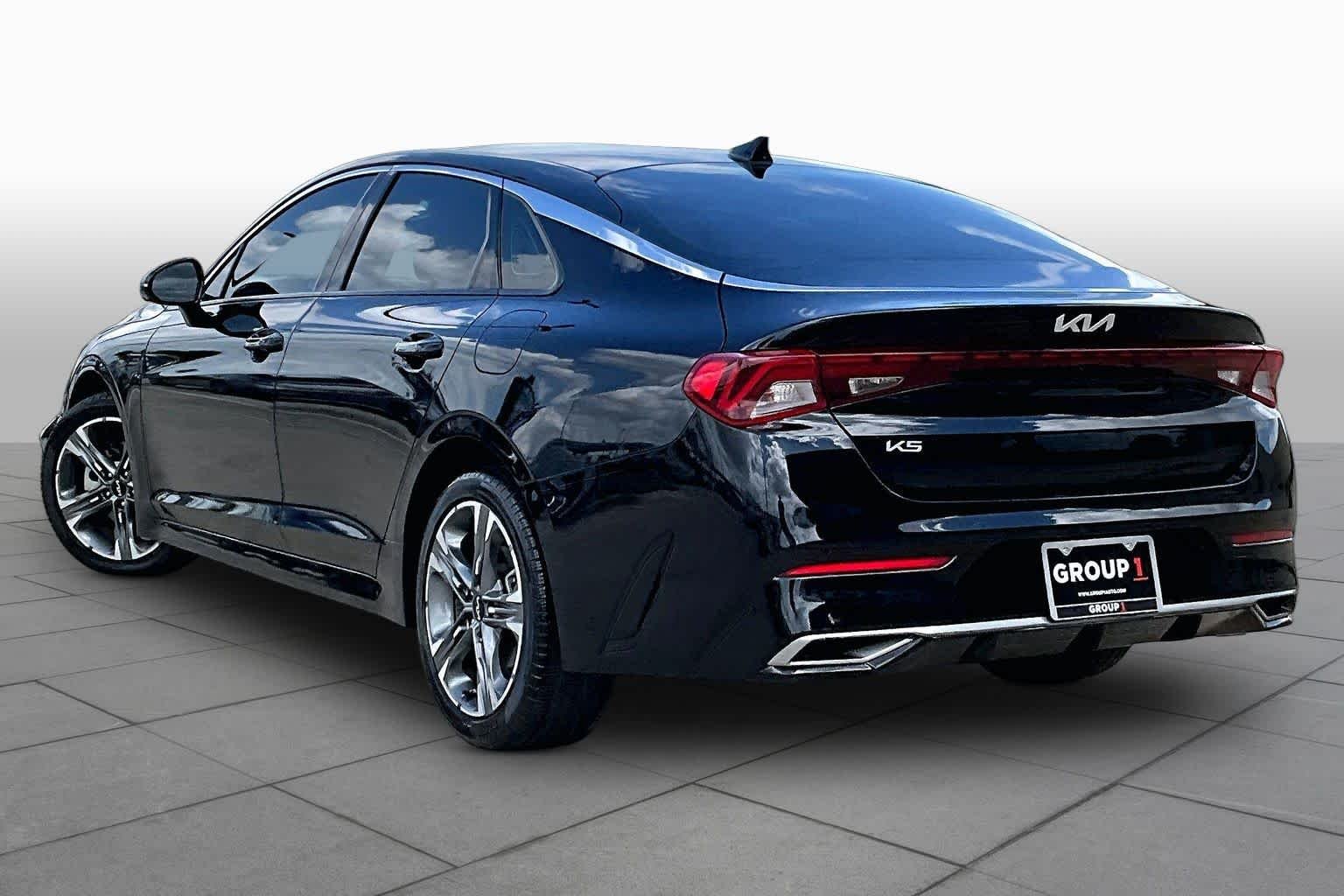 Used 2024 Ebony Black Kia EX image 12