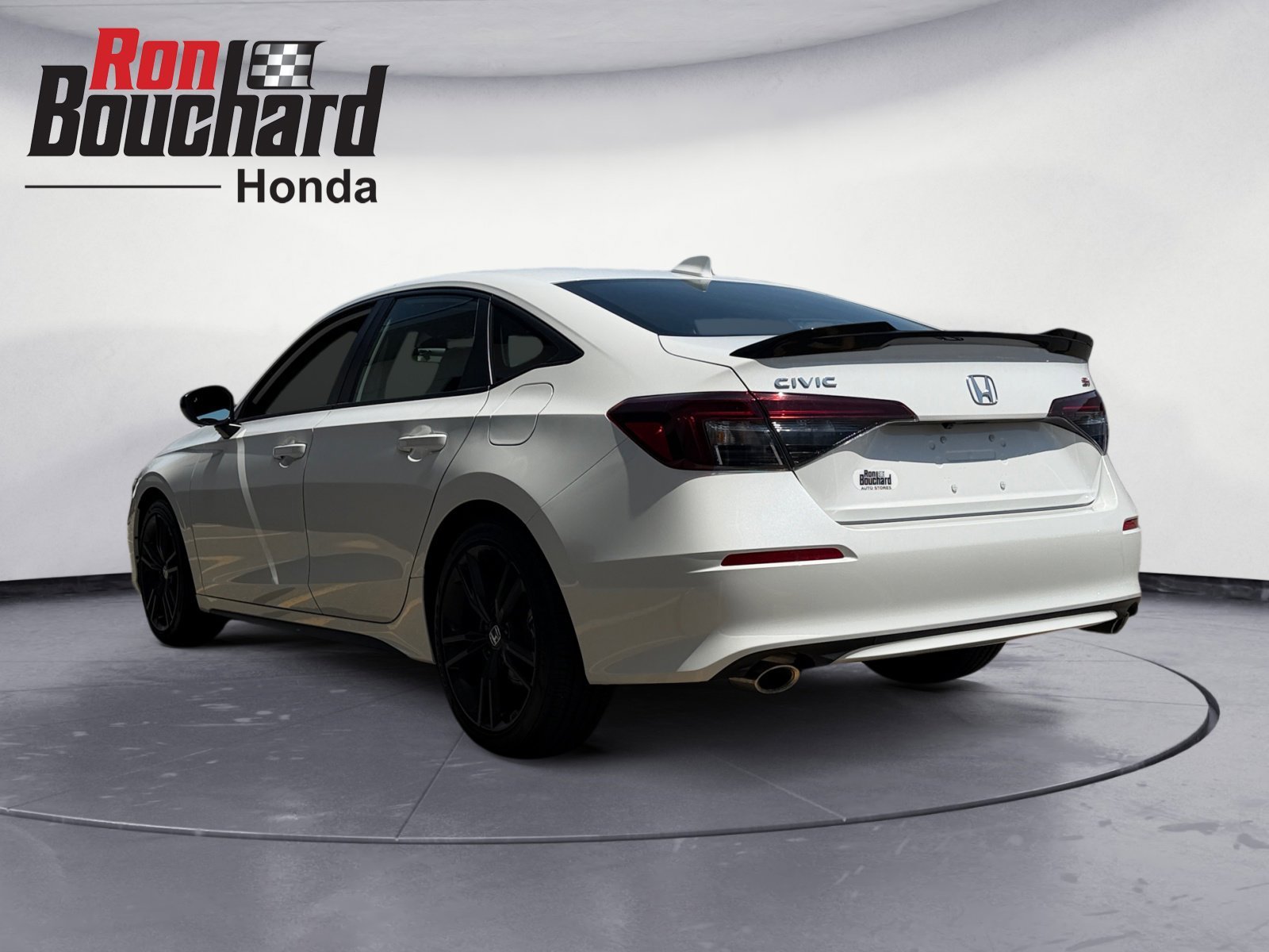 Used 2025 White Honda  image 4