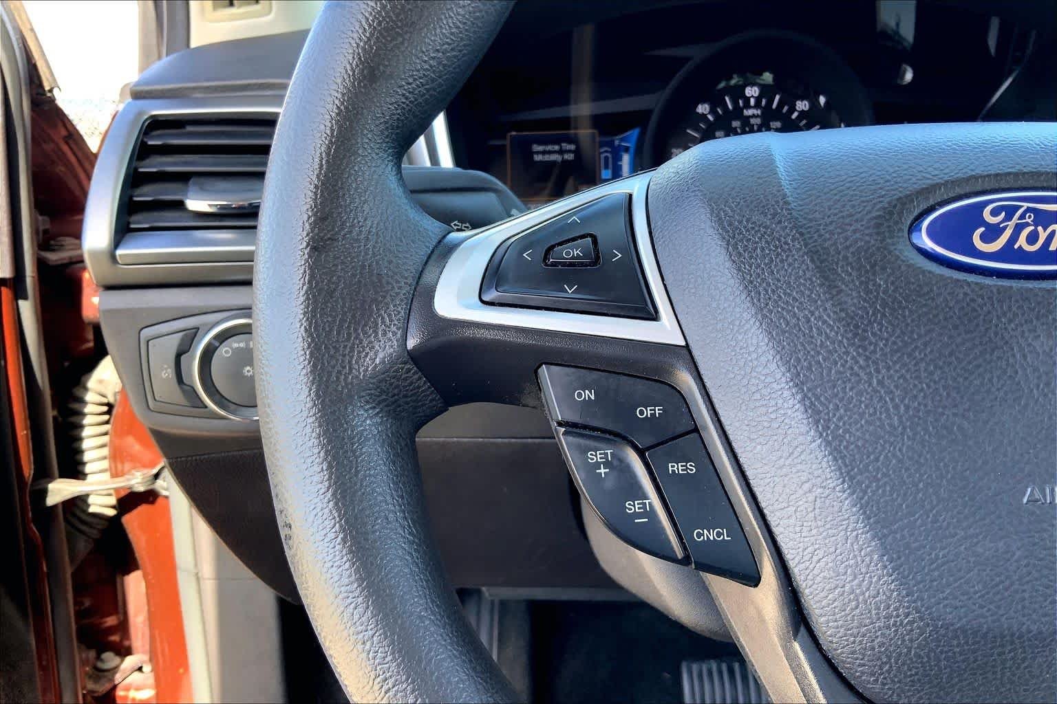 Used 2016 Bronze Fire Metallic Tinted Clearcoat Ford SE Hybrid image 23