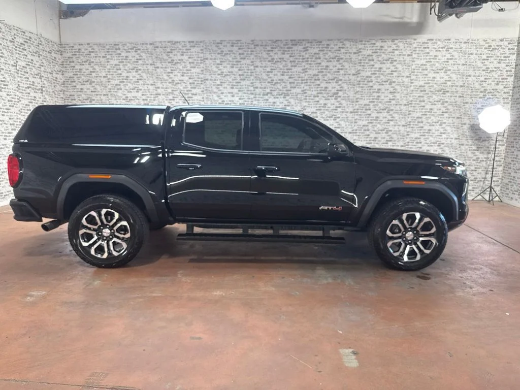 Used 2023 Onyx Black GMC AT4 image 9