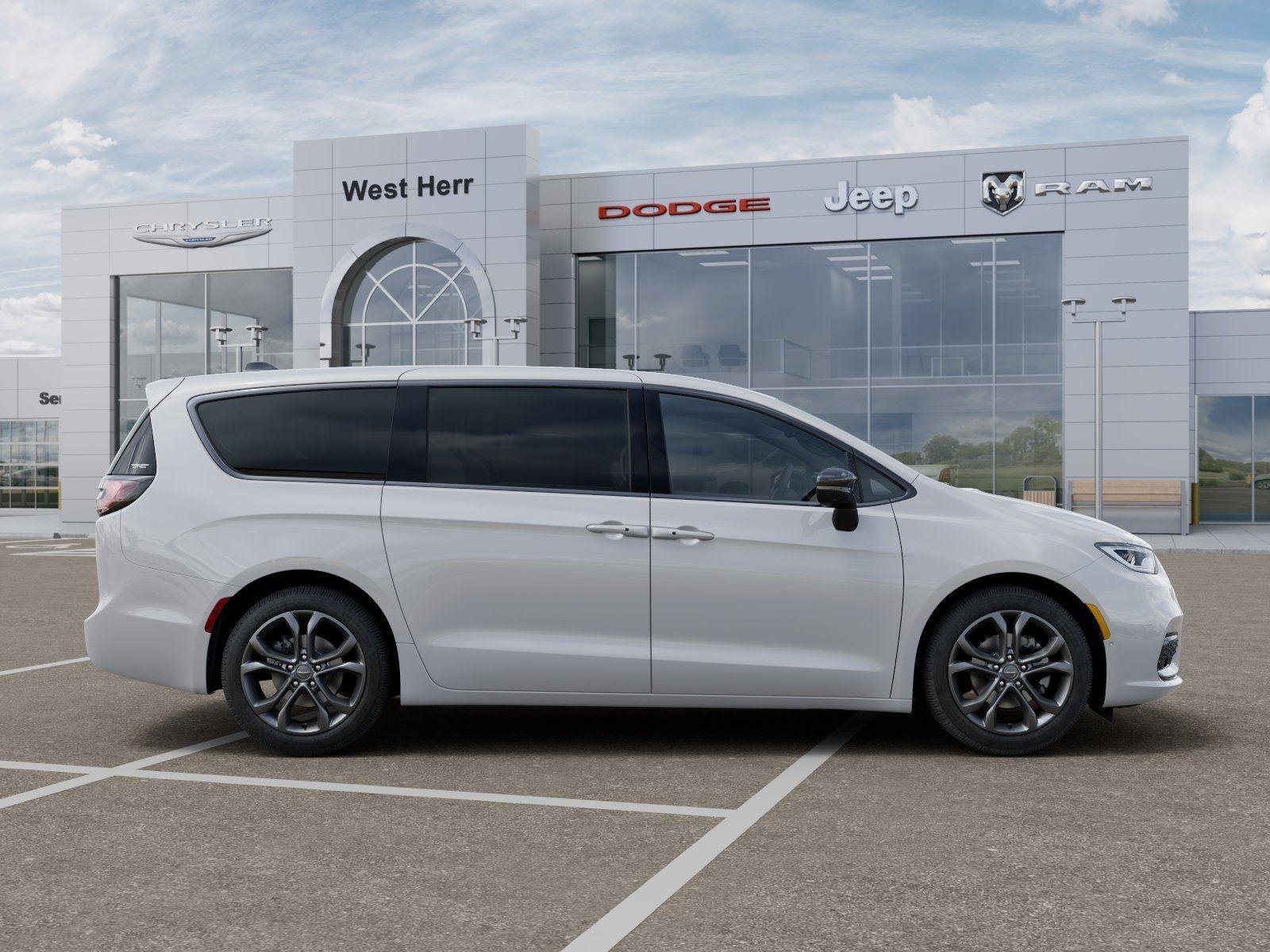 Used 2026 Bright White Clearcoat Chrysler Select image 21