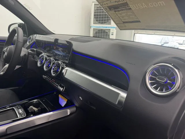 New 2026  Mercedes-Benz GLB 250 image 35