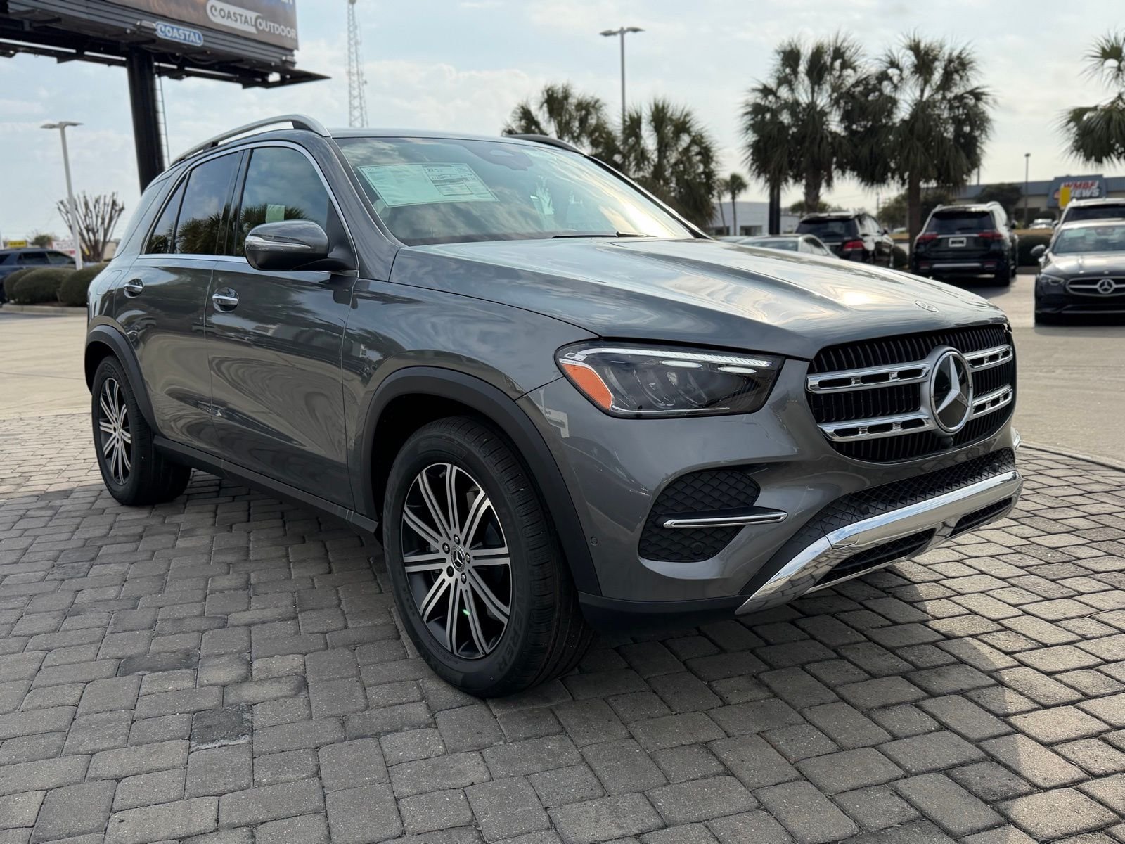 New 2026 Selenite Gray Metallic Mercedes-Benz GLE 350 image 7