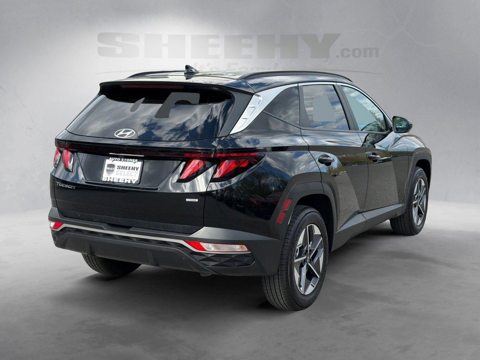 Used 2026 Phantom Black Hyundai SEL image 13