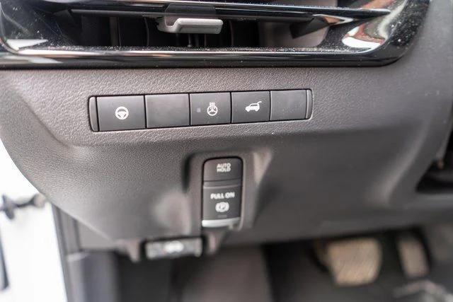 Certified Used 2025 White Nissan SL image 27