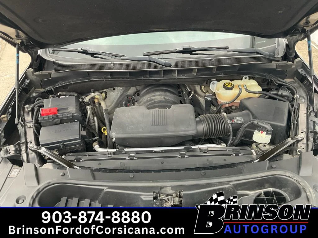 Used 2022 Black Chevrolet Z71 image 11
