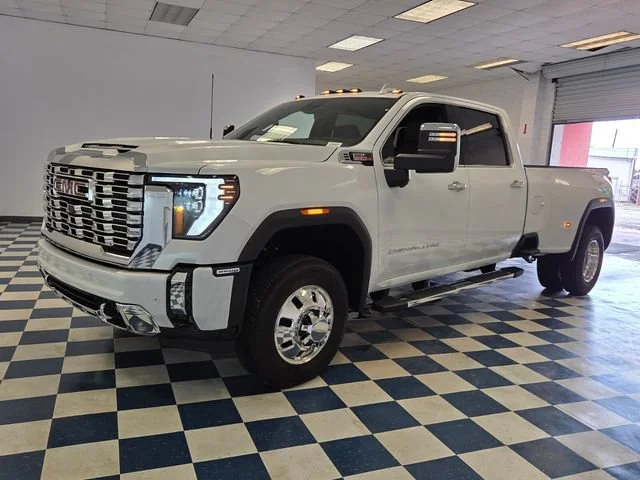 New 2026 Glacier White Tricoat GMC Denali DRW image 3