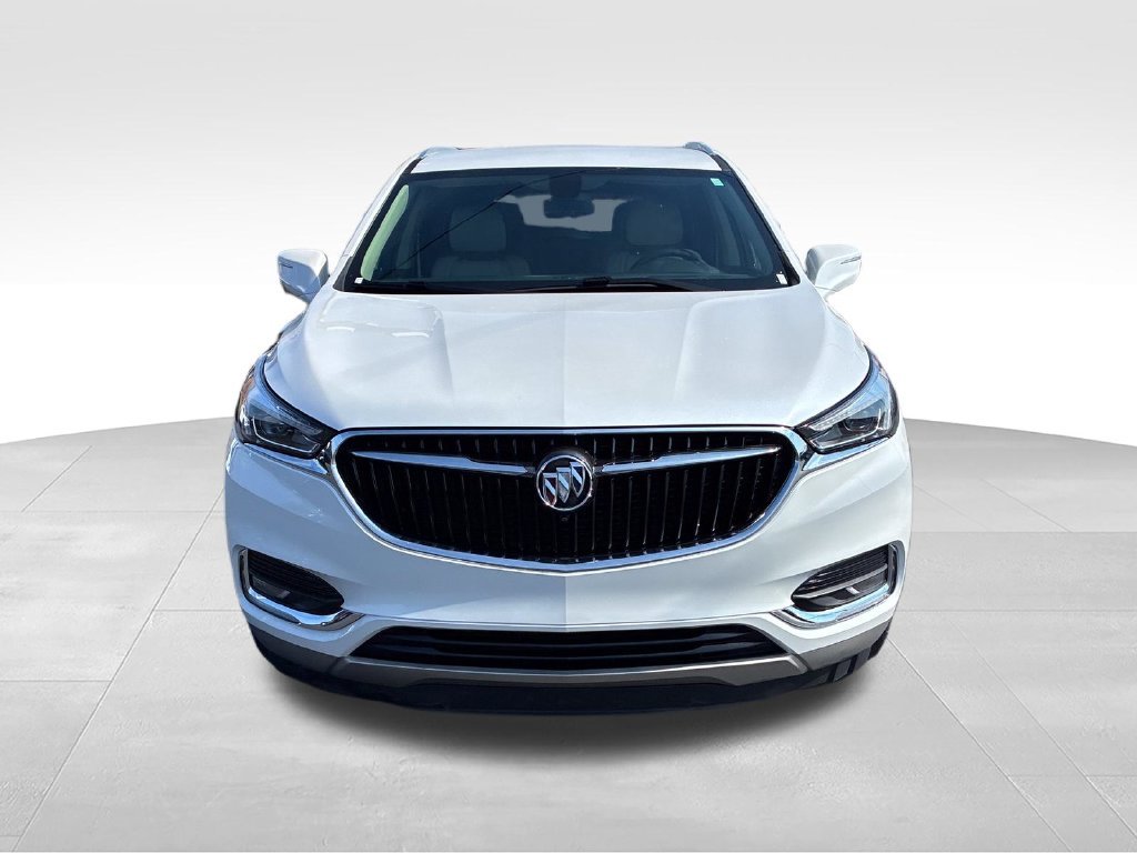 Used 2021 White Buick Essence image 8