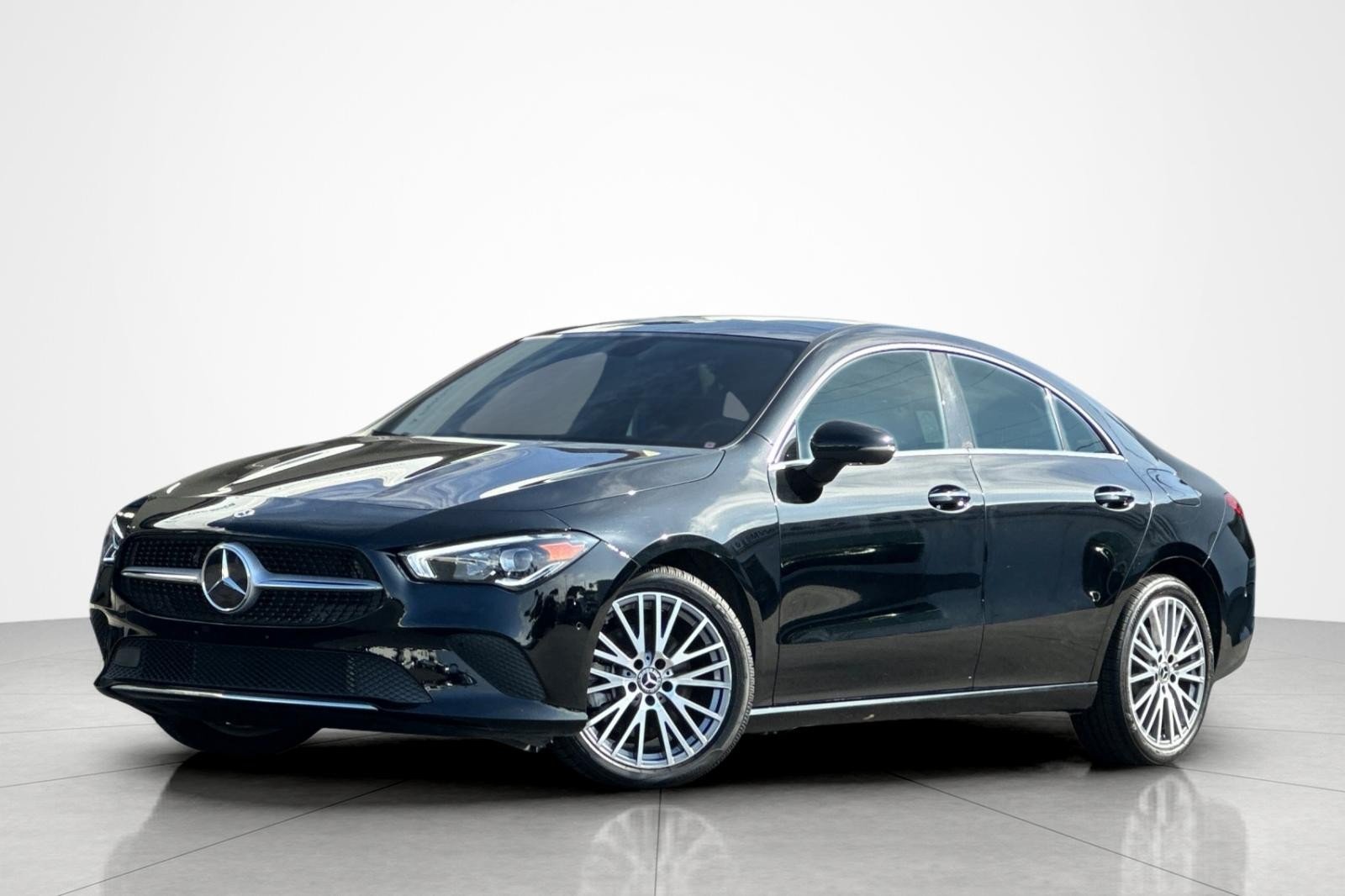 Used 2023 BLACK Mercedes-Benz CLA 250 image 1