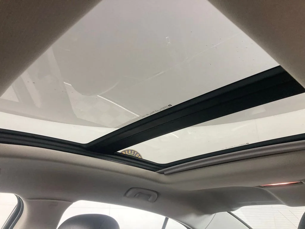 Used 2013 Black Buick Touring Group image 16