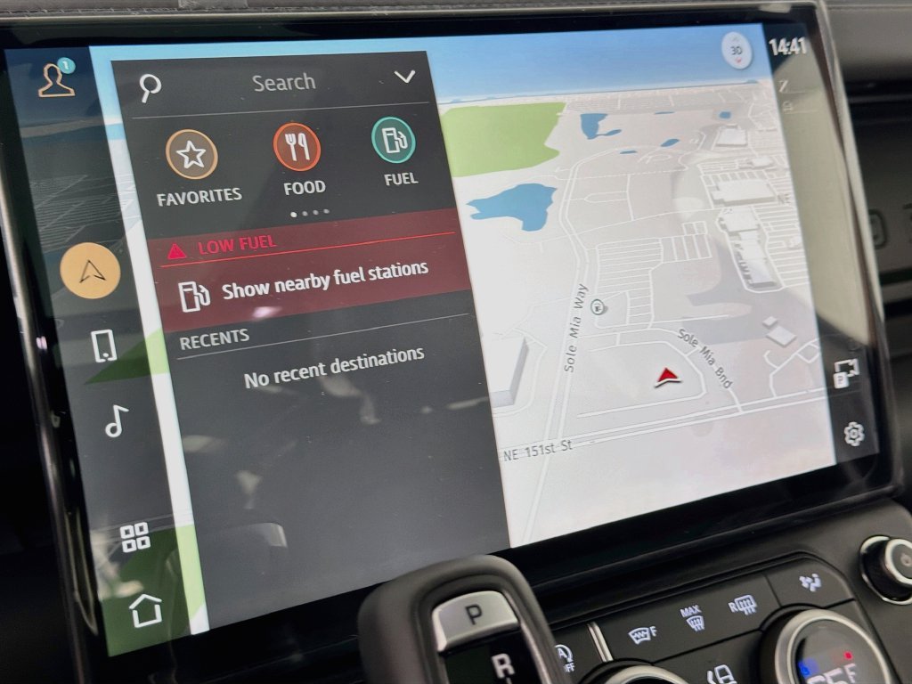 New 2026 Borasco Grey Land Rover X-Dynamic SE image 13
