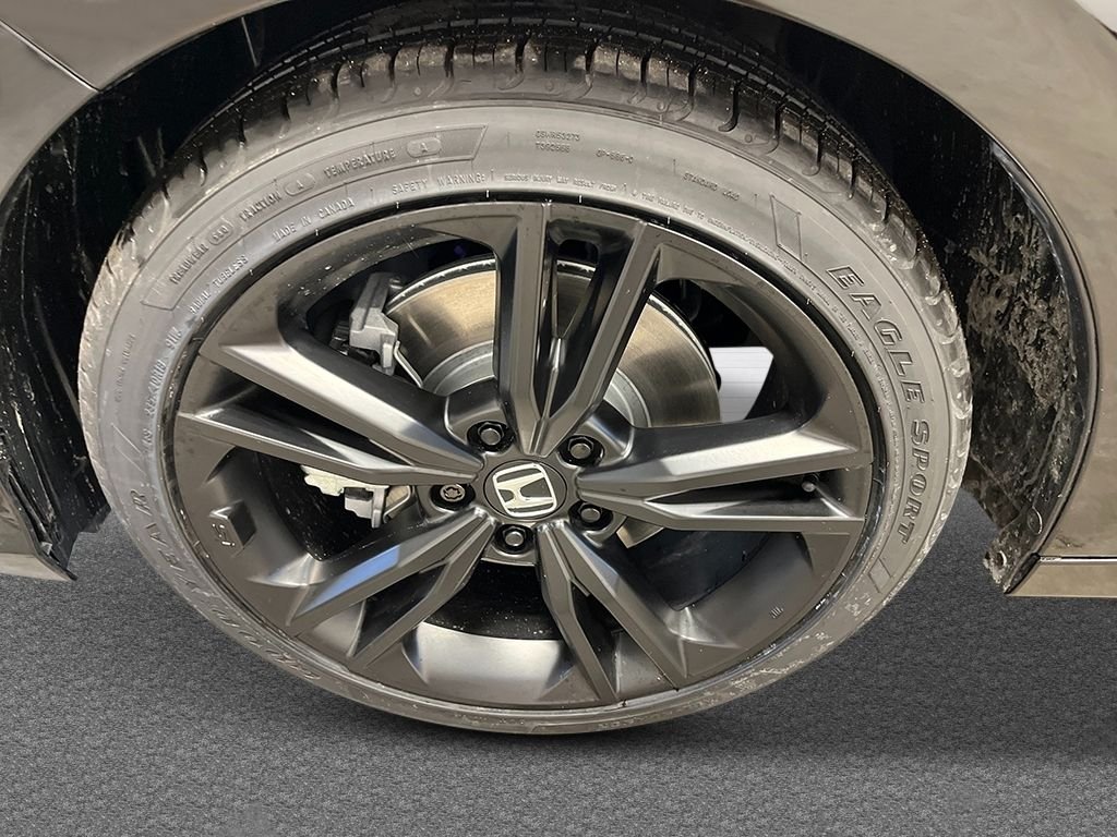 New 2026 Crystal Black Pearl Honda FWD image 11