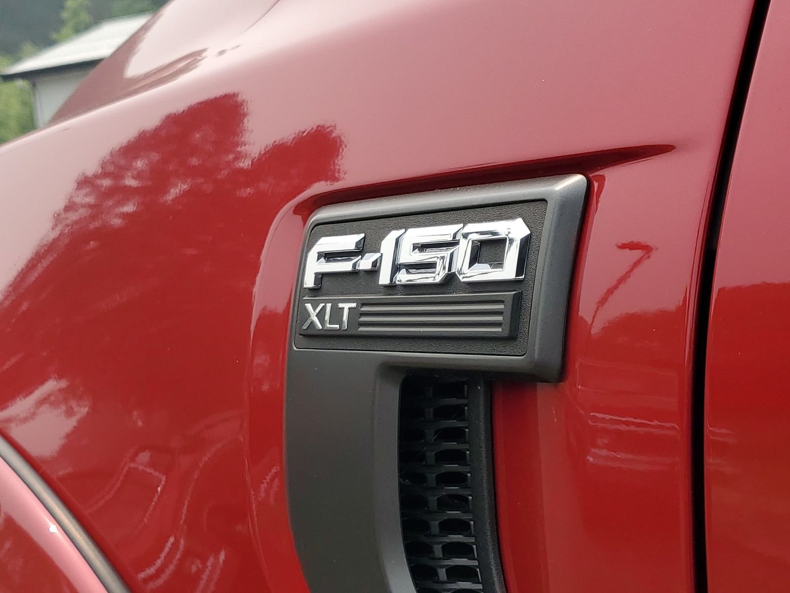 Used 2021 Red Ford XLT image 31