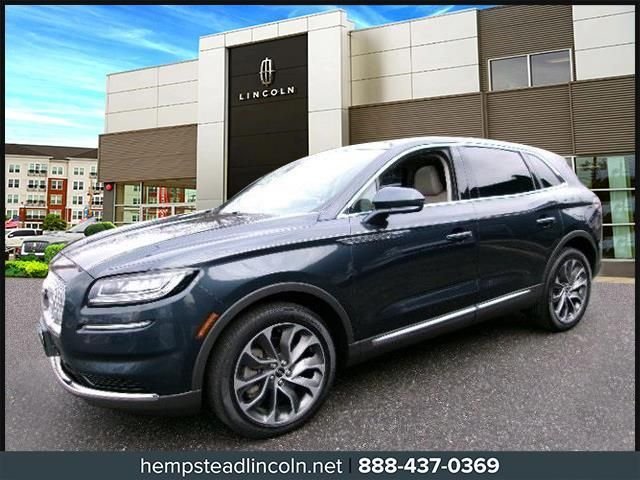2022 Lincoln Nautilus Reserve AWD's photo