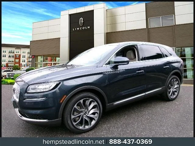 2022 Lincoln Nautilus Reserve AWD's photo