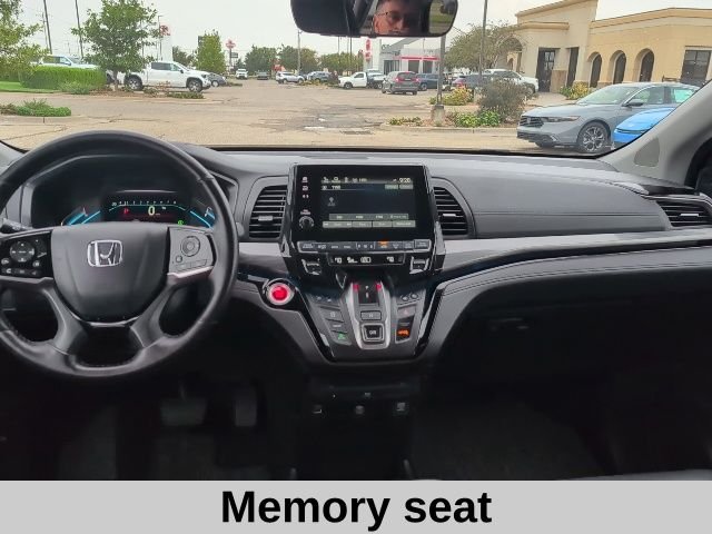 Used 2024 Lunar Silver Metallic Honda Elite image 4