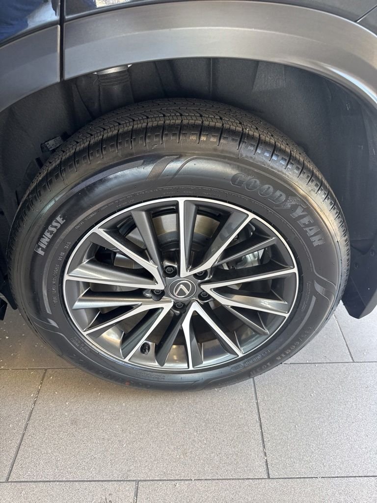 Used 2024 Black Lexus 350h Base image 19