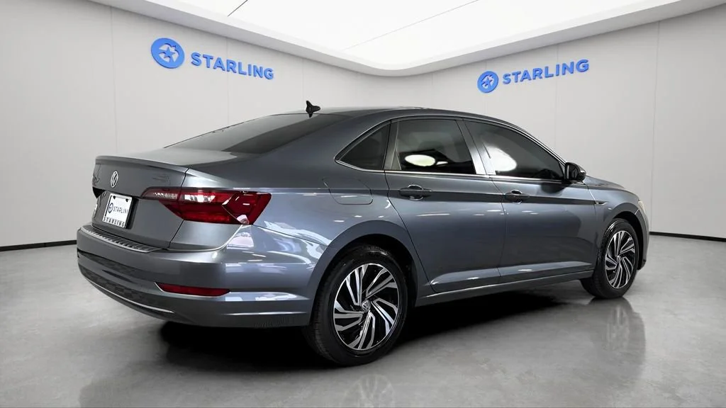 Used 2021 Gray Volkswagen 1.4T SEL image 9