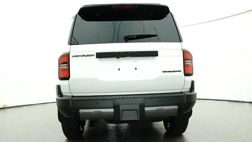 New 2027 Wind Chill Pearl Toyota Land Cruiser image 47