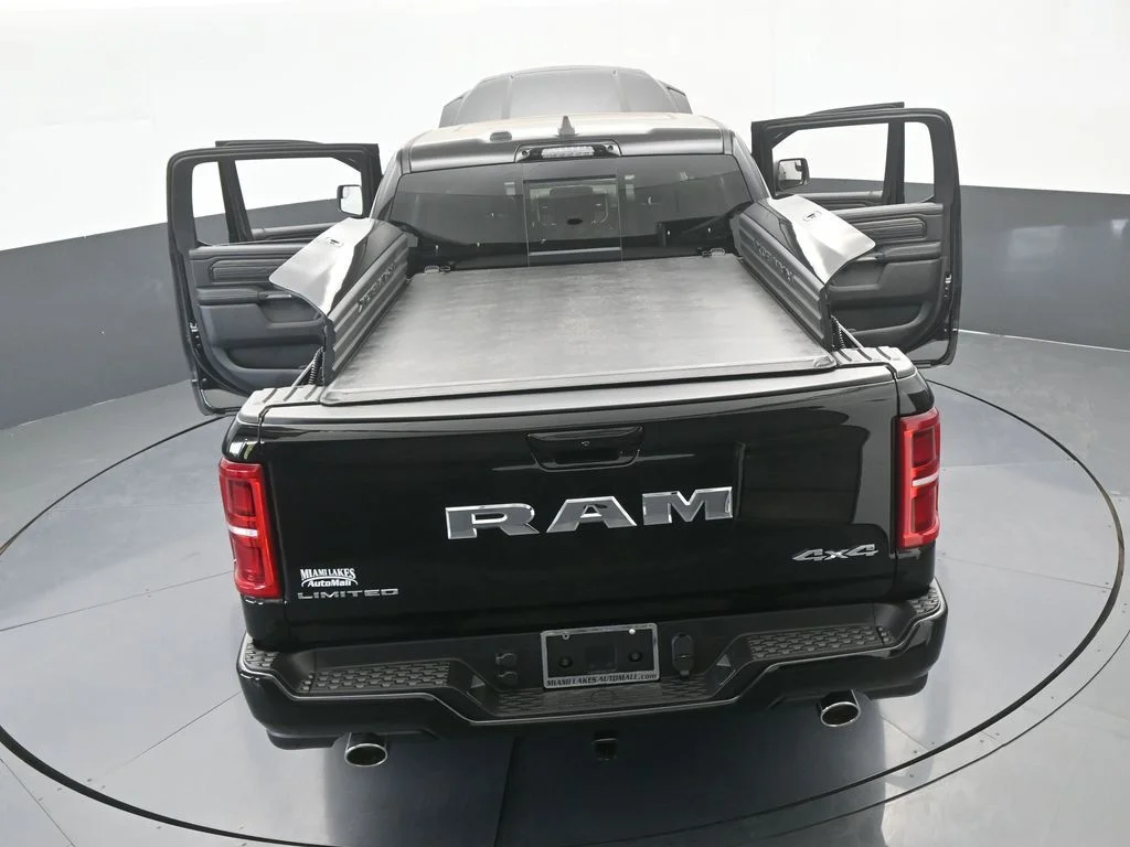 New 2026 Diamond Black Crystal Pearlcoat RAM Limited image 72