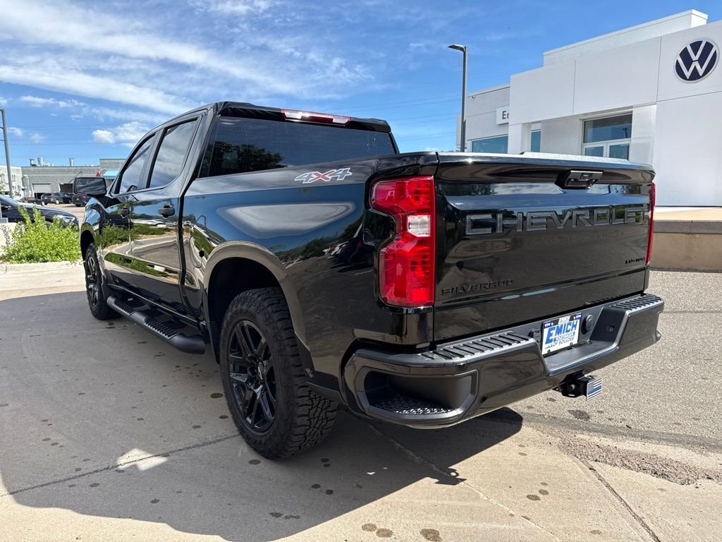 Used 2024 Black Chevrolet Custom image 3