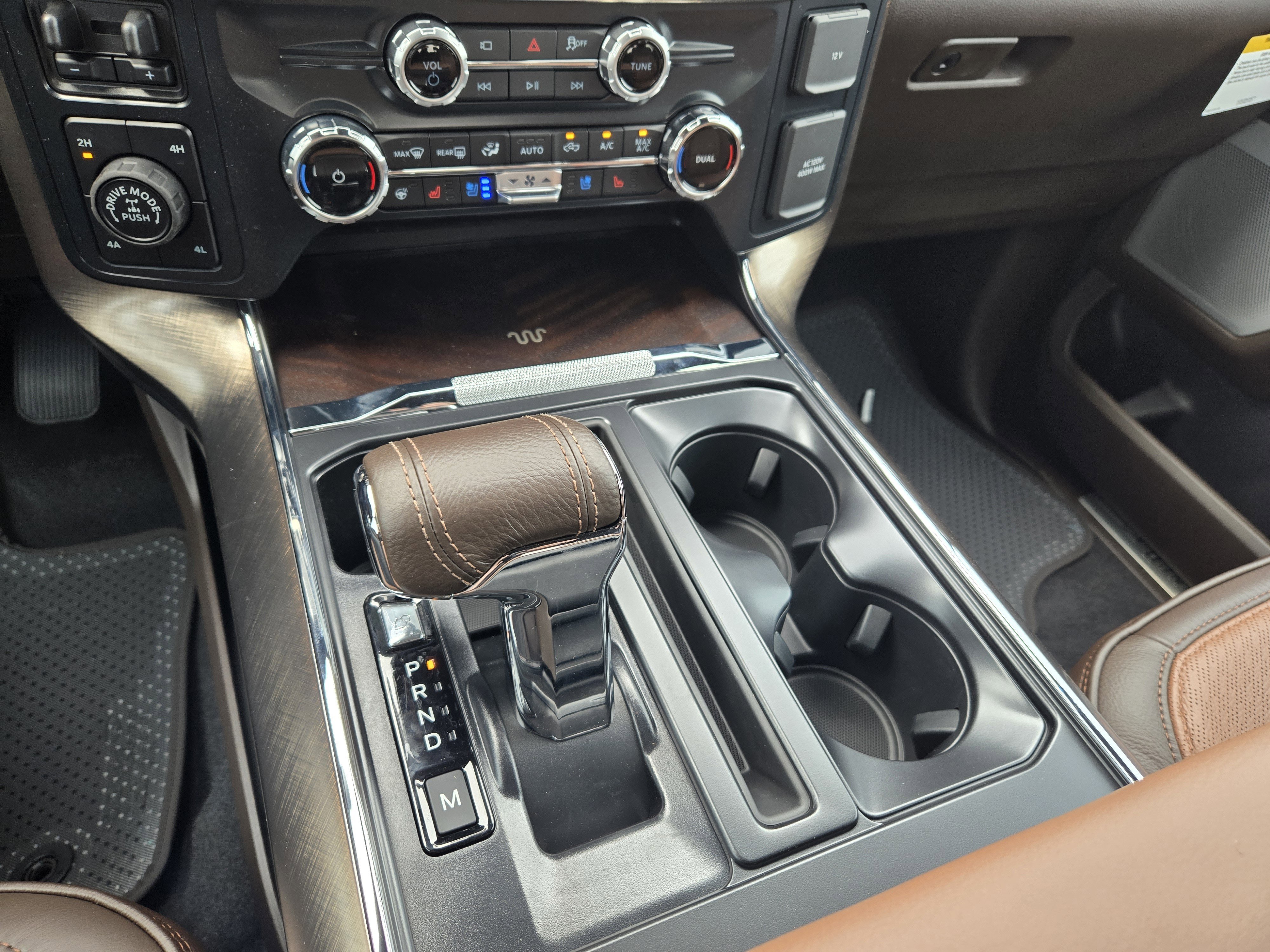New 2026 Star White Metallic Tricoat Ford King Ranch image 14