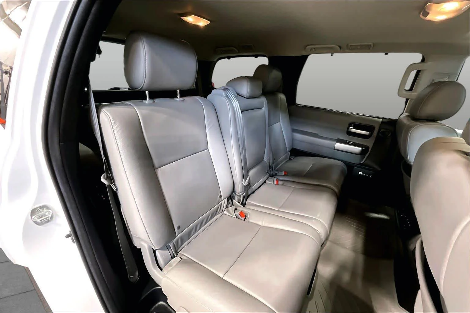 Used 2020 Super White Toyota Limited image 19