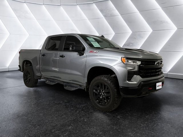Pre-Owned 2024 Chevrolet Silverado 1500 LT Trail Boss 4WD 4D Crew Cab