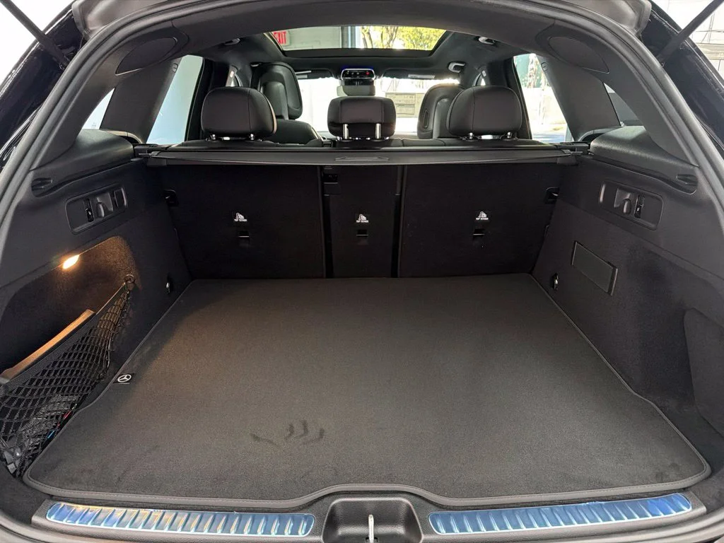 New 2027 Black Mercedes-Benz GLC 300 image 25