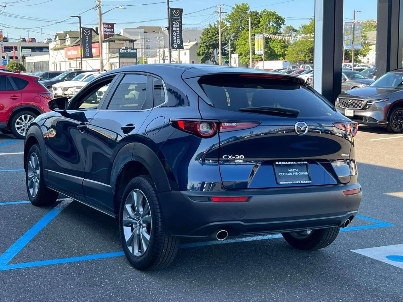 Used 2021 Deep Crystal Blue Mica Mazda Preferred image 8