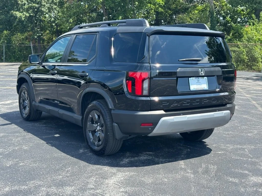 Certified Used 2026 Black Honda RTL image 7