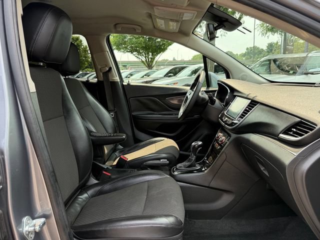 Used 2020 Includes (MDP) Anthracite lower exterior accent color, Paint code W598F. Buick Preferred image 27