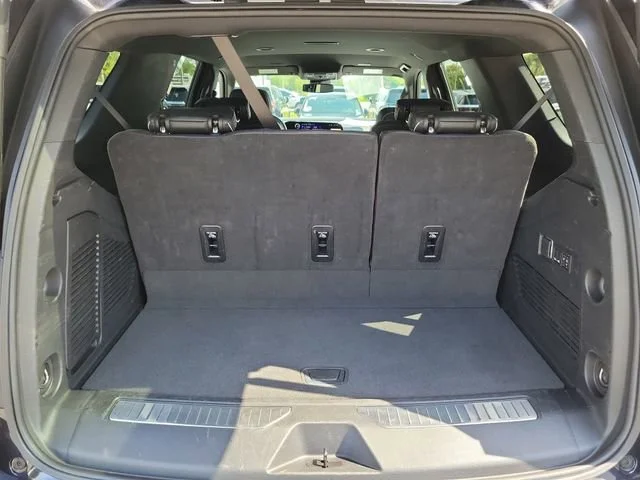 2025 Chevrolet Tahoe Premier - Photo 12