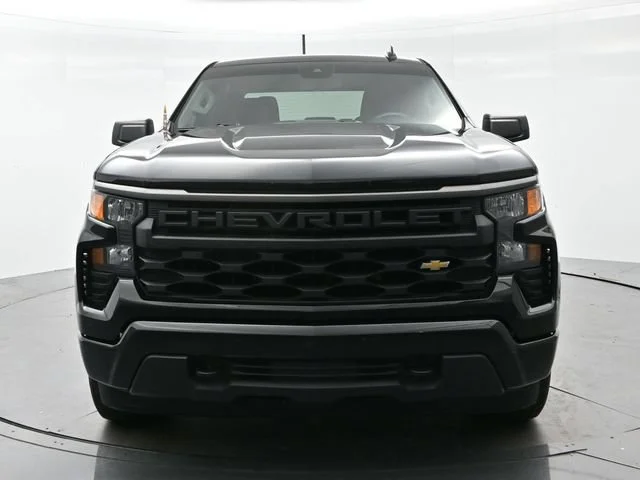 Used 2023 BLACK Chevrolet Custom image 2