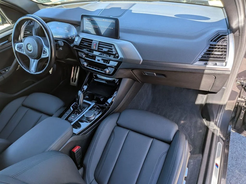 Used 2021 Gray BMW xDrive30e image 32
