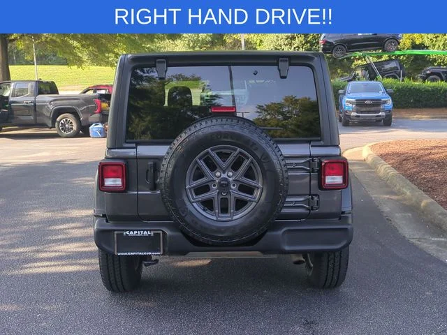 Used 2024 Gray Jeep Sport RHD image 4